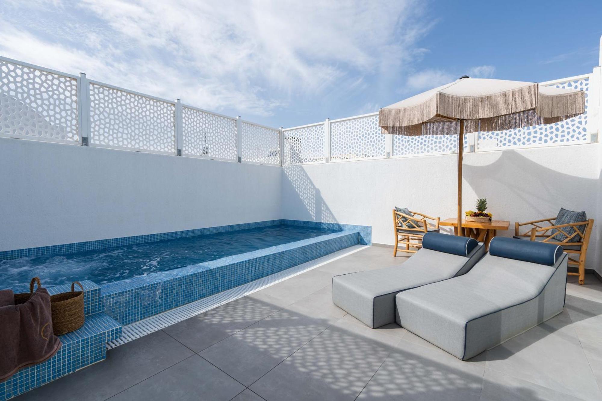 Aegean Melody Suites & Villas Vlychada Exterior photo
