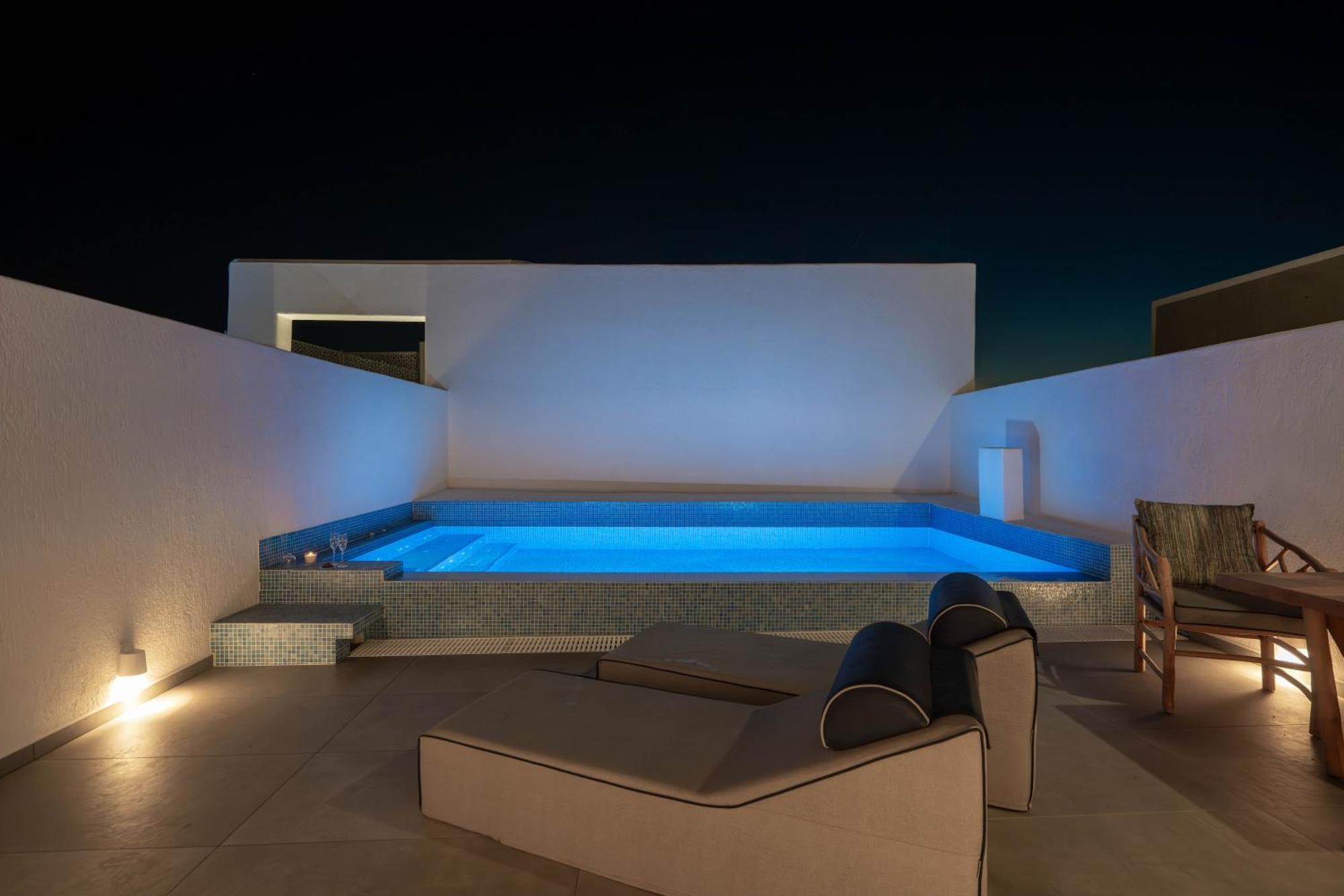Aegean Melody Suites & Villas Vlychada Exterior photo