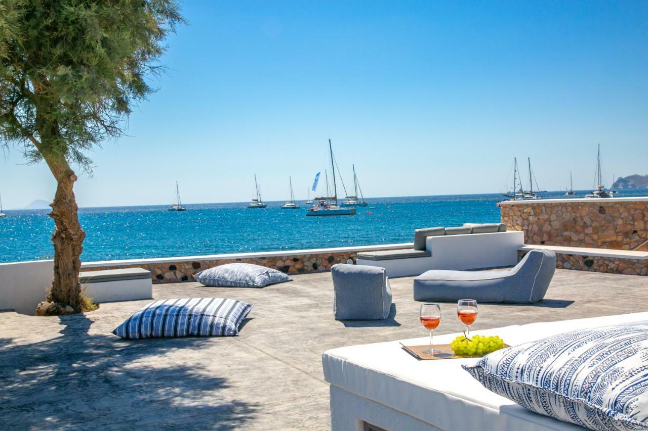 Aegean Melody Suites & Villas Vlychada Exterior photo