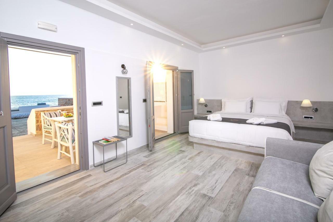 Aegean Melody Suites & Villas Vlychada Exterior photo